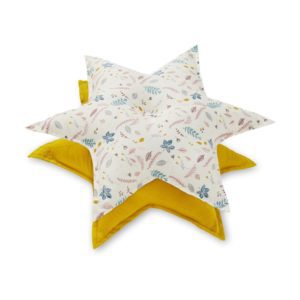 Decorative star cushions featuring pressed leaves rose